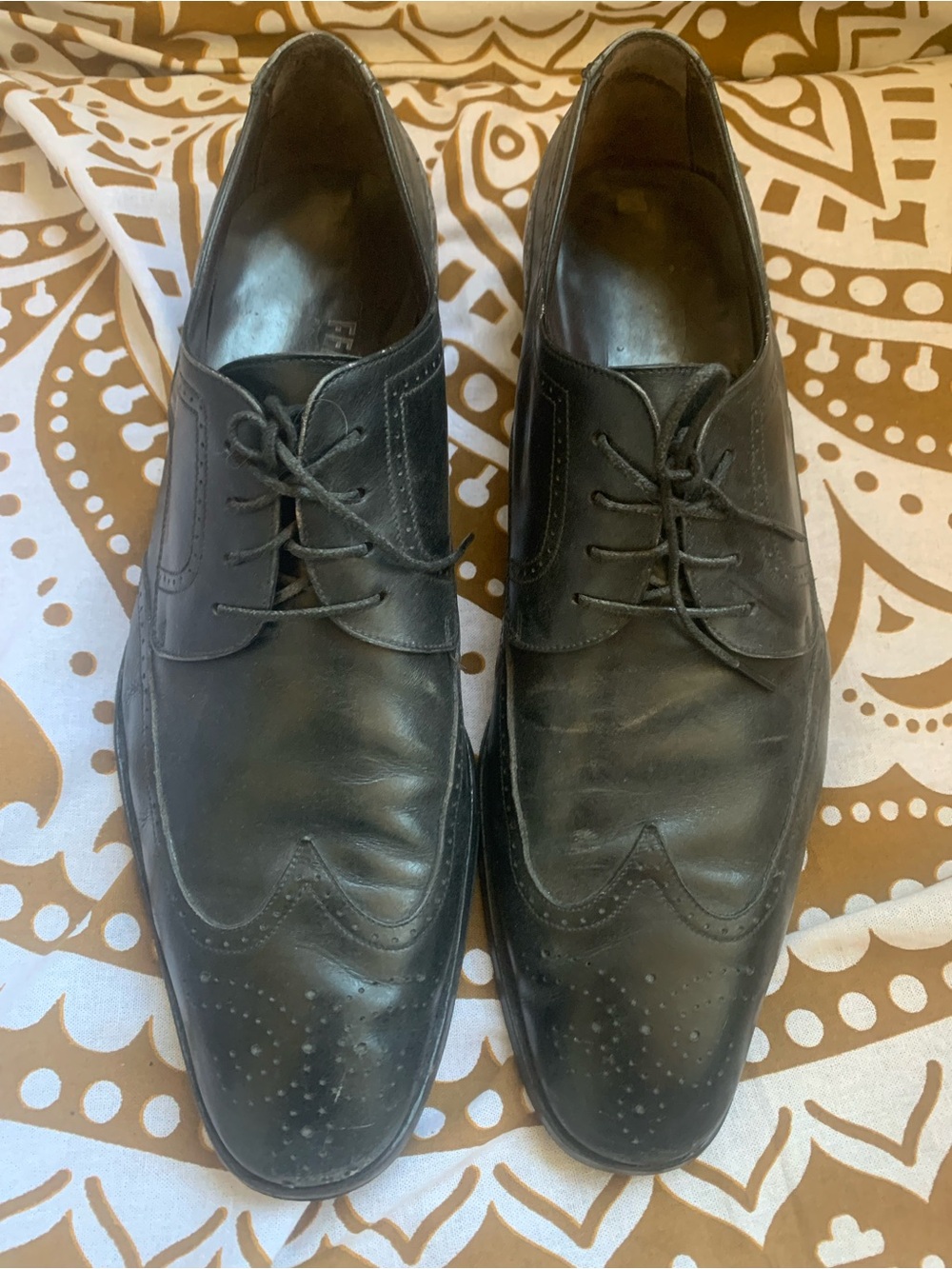 Salvatore Ferragamo Black Leather Wingtip Derby Shoes